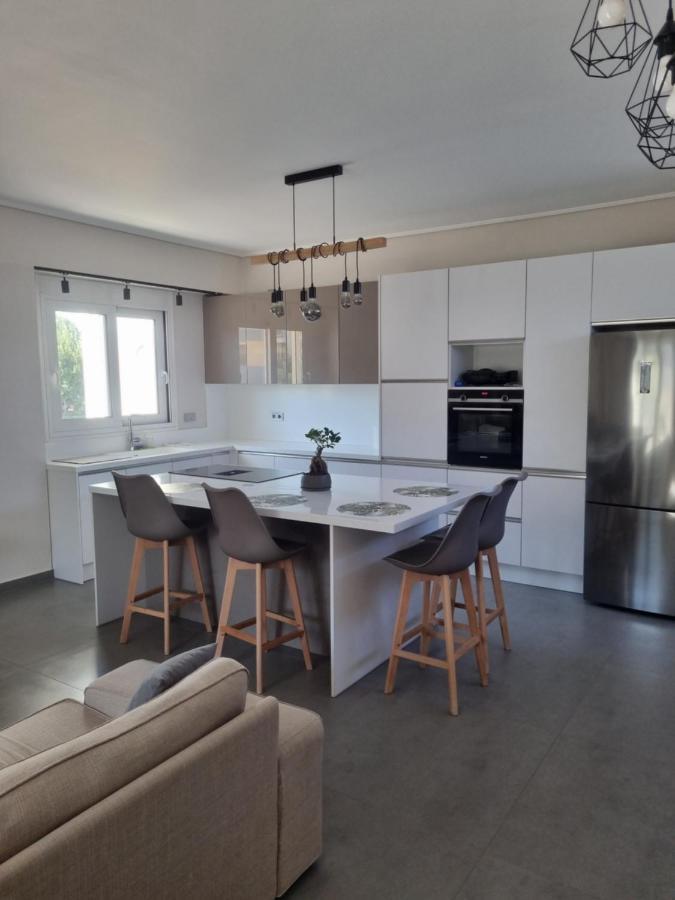 New Minimal Apartment,10' From Athens Airport Spata  Bagian luar foto