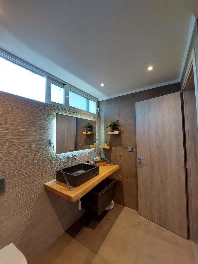 New Minimal Apartment,10' From Athens Airport Spata  Bagian luar foto
