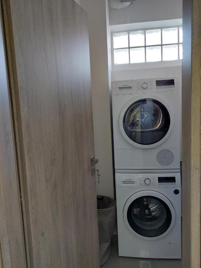 New Minimal Apartment,10' From Athens Airport Spata  Bagian luar foto